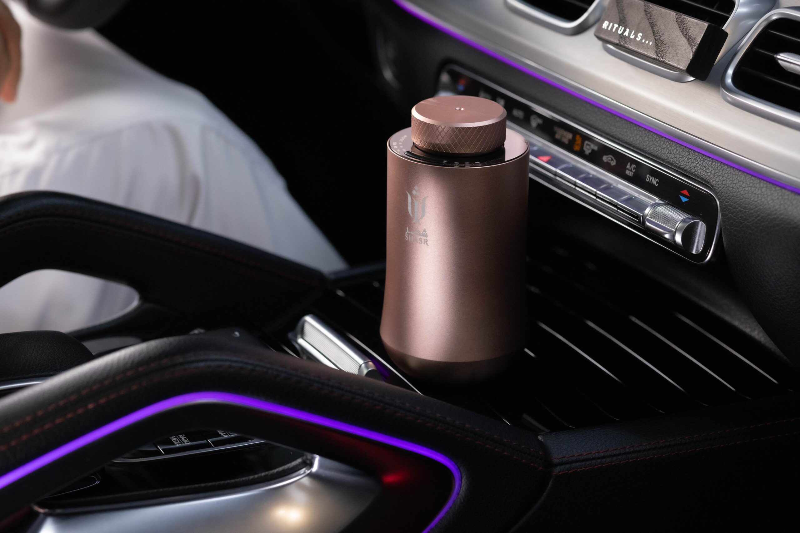 WhatsApp Image 2025-09-17 at 12.57.52_aa6fba57 gift box - Image 4